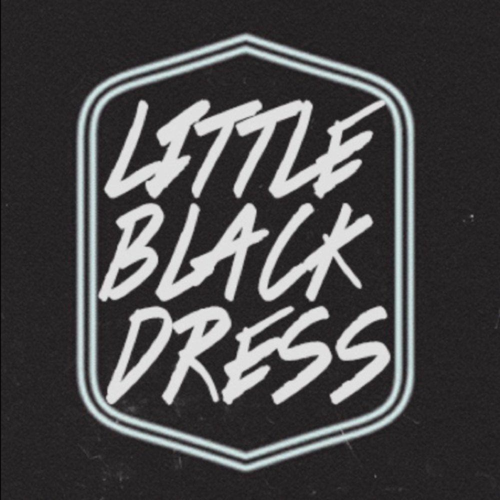 LITTLE BLACK DRESS SECTION LBD
